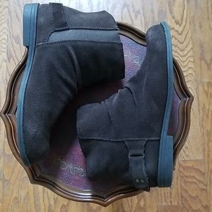 DOCKERS SHORT BROWN BOOT SIZE 8.5